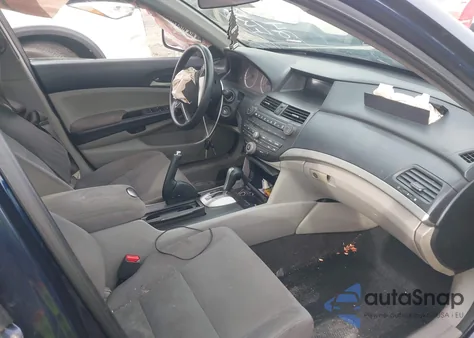 2011 Honda Accord 2.4 Lx z USA, uszkodzony, nr VIN 1HGCP2F30BA124953